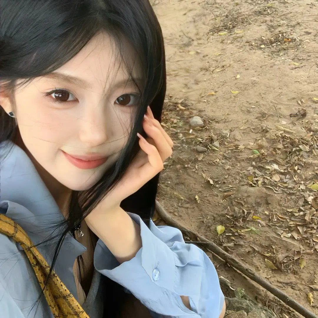 玛丽莲有深黑之眸 海报